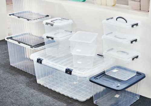 Portable storage containers