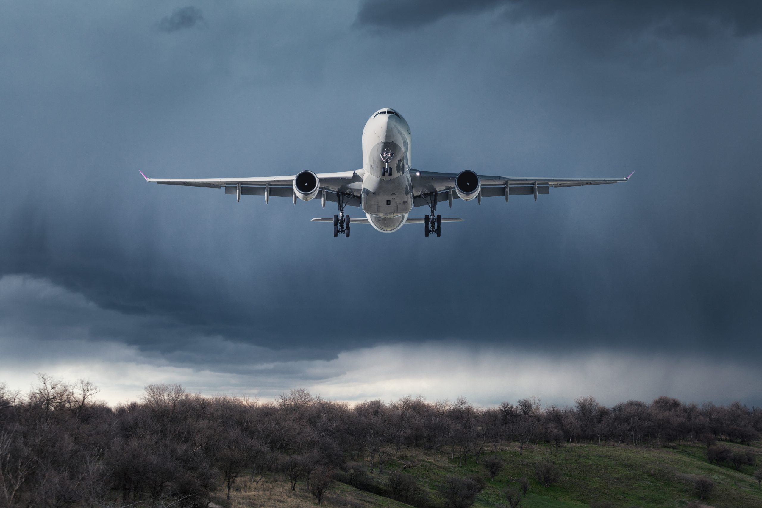 United Uses Handheld UV-C For Sanitation